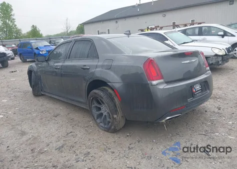 2020 Chrysler 300 300S from USA, damaged, VIN 2C3CCABG3LH131397